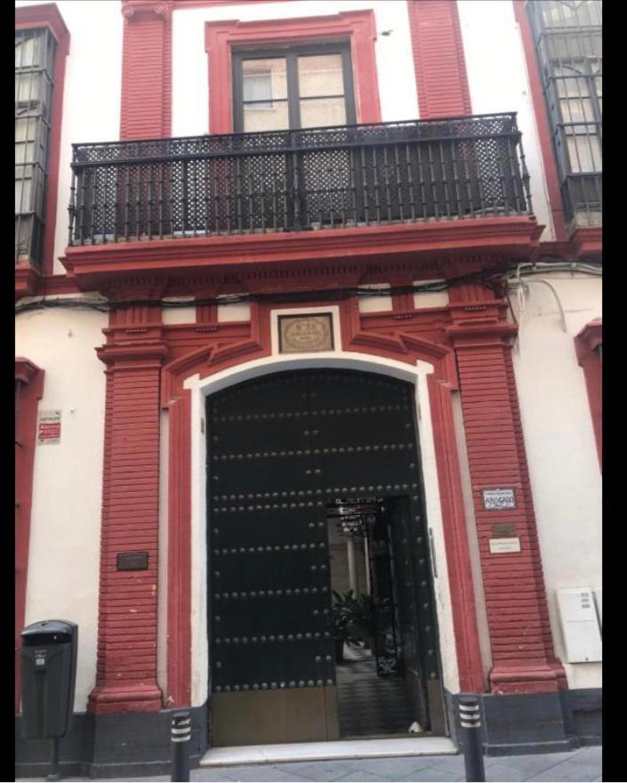 Piso A 60 Metros De La Catedral Apartment Seville Luaran gambar